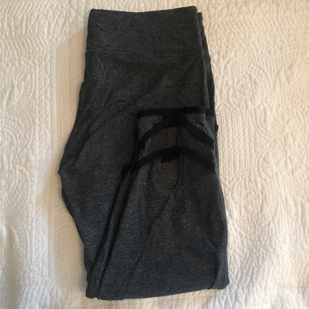 Victoria Secret Sport Capri Leggings